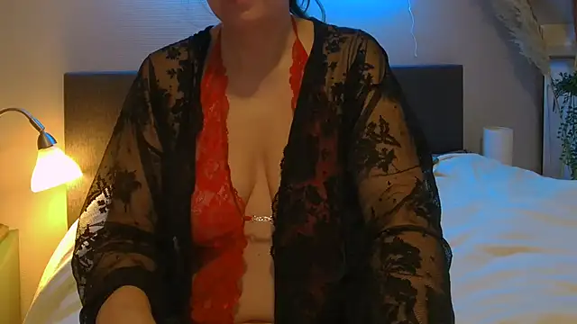 Ella Next Door online show from 02/10/25, 07:36