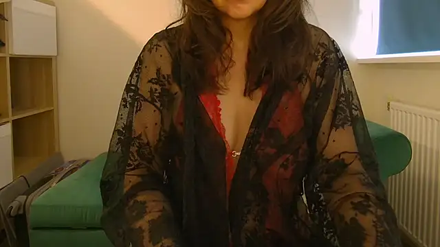 Ella Next Door online show from 05/04/26, 07:26