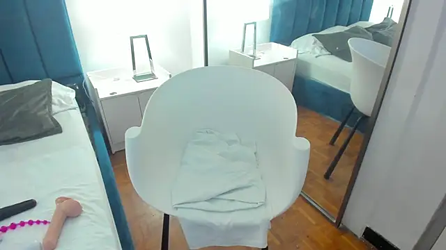 ChannelFox   online show from 12/19/24, 10:53