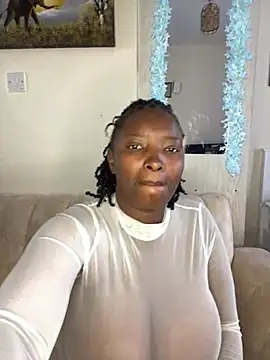 Snapshot of Naughty-sonia2 chatting on 03/05/25, 05:40 Naughty-sonia2 online show from 03/05/25, 05:40