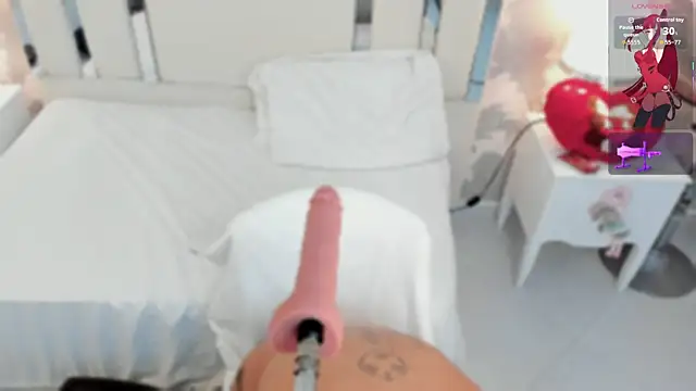 Snapshot of Miliaangeles chatting on 12/22/25, 11:40 Miliaangeles online show from 12/22/25, 11:40