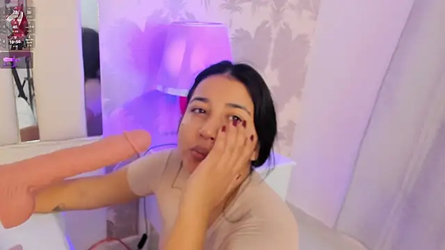 Snapshot of Miliaangeles chatting on 02/22/26, 08:46 Miliaangeles online show from 02/22/26, 08:46