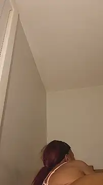 AllLeggs online show from 05/12/26, 06:21