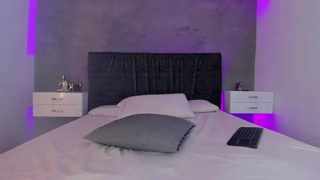 jasminehill  online show from 03/14/25, 03:25