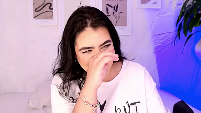 Harmonybabe  online show from 11/01/25, 07:49