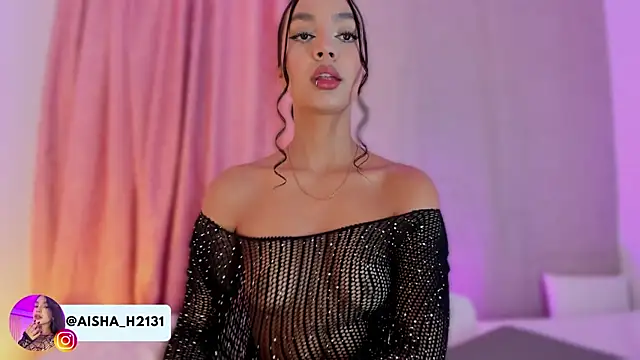 aisha h  online show from 11/23/25, 09:03