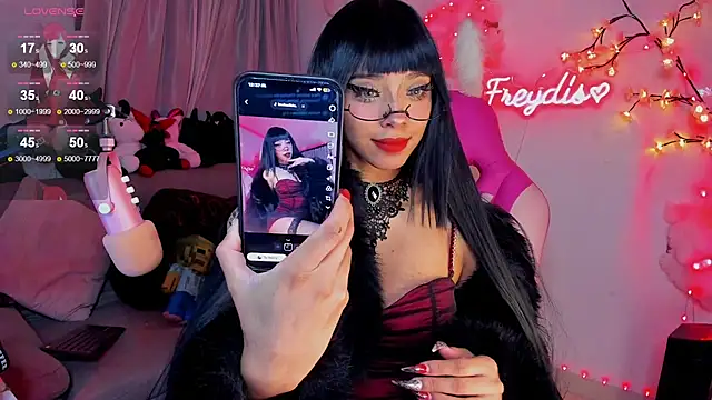 Miss freydis online show from 05/05/26, 05:37