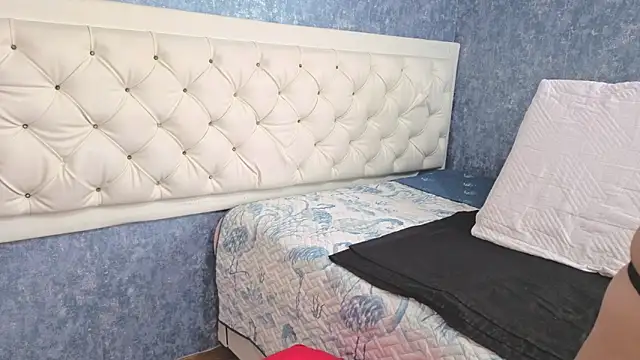 Snapshot of bianca_milfsexy chatting on 02/07/26, 08:01 bianca milfsexy online show from 02/07/26, 08:01