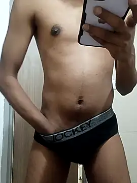 Snapshot of JerryJerome01 chatting on 03/01/25, 02:02 JerryJerome01 online show from 03/01/25, 02:02