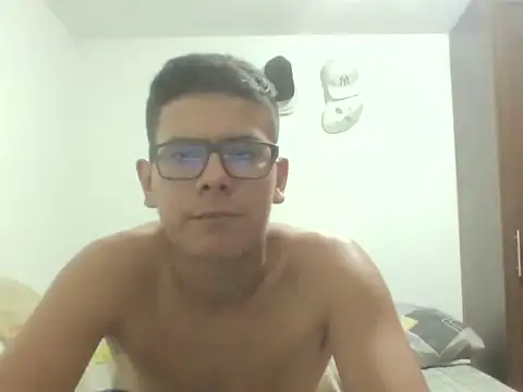 Snapshot of el_sevillista29 chatting on 06/30/26, 04:02 el sevillista29 online show from 06/30/26, 04:02