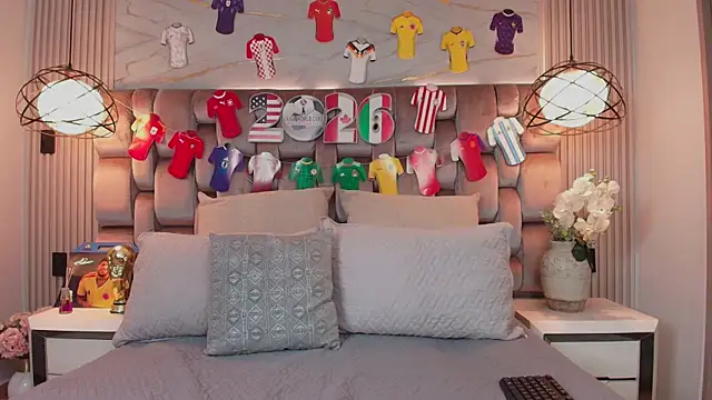 JenSexy  online show from 06/18/26, 07:07