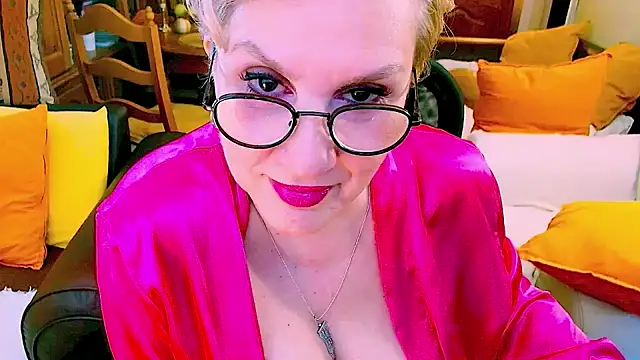 Snapshot of GattonaBiondona chatting on 05/12/26, 07:49 GattonaBiondona online show from 05/12/26, 07:49
