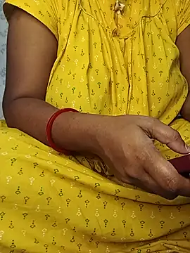 Snapshot of Ritababhi chatting on 10/13/25, 07:03 Ritababhi online show from 10/13/25, 07:03