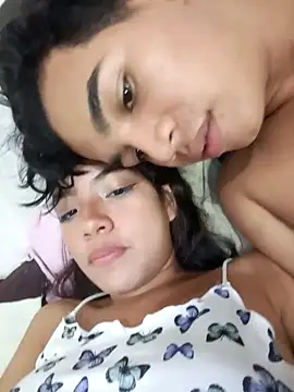 Snapshot of Boypolla11 chatting on 01/30/25, 01:33 Boypolla11 online show from 01/30/25, 01:33