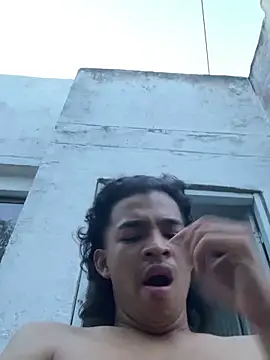 Snapshot of Boypolla11 chatting on 09/15/25, 10:48 Boypolla11 online show from 09/15/25, 10:48