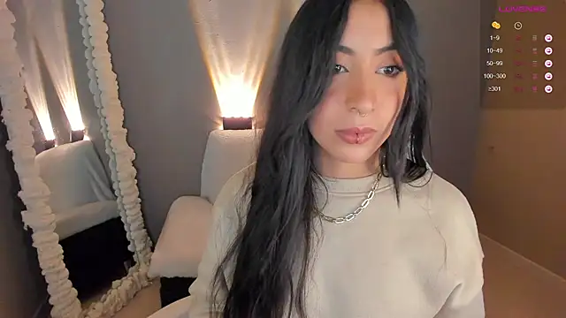 amber curly online show from 12/11/24, 04:42