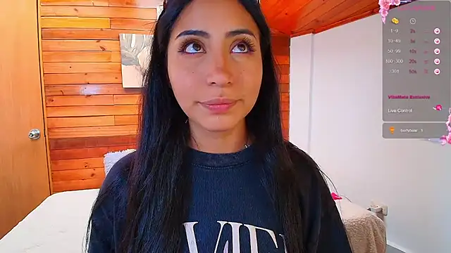 amber curly online show from 10/02/25, 08:38