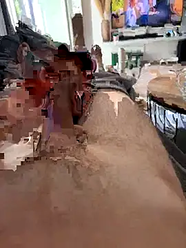 Snapshot of oneeight28 chatting on 09/21/25, 01:02 oneeight28 online show from 09/21/25, 01:02