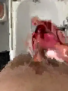 Snapshot of oneeight28 chatting on 02/25/26, 05:33 oneeight28 online show from 02/25/26, 05:33