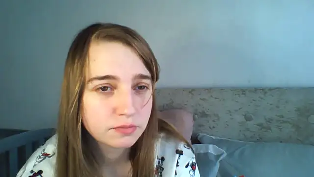 Snapshot of EvieRoseex chatting on 04/18/26, 02:54 EvieRoseex online show from 04/18/26, 02:54