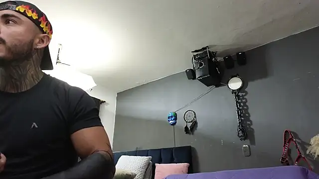 Snapshot of john_cartter1 chatting on 01/21/25, 11:03 john cartter1 online show from 01/21/25, 11:03