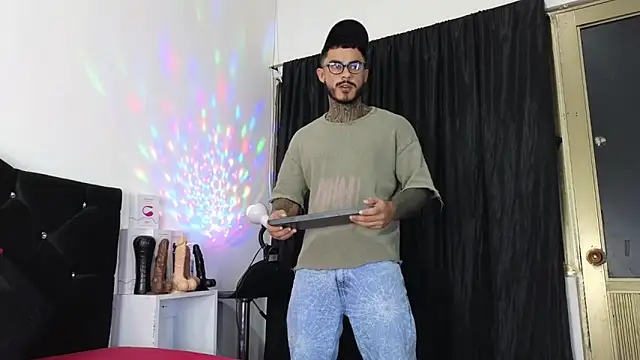 Snapshot of john_cartter1 chatting on 03/07/25, 11:07 john cartter1 online show from 03/07/25, 11:07