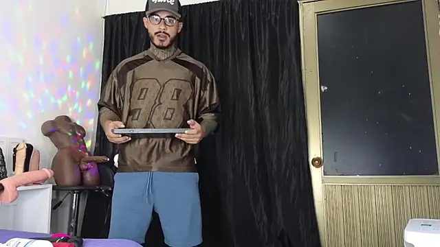 Snapshot of john_cartter1 chatting on 03/10/25, 11:21 john cartter1 online show from 03/10/25, 11:21