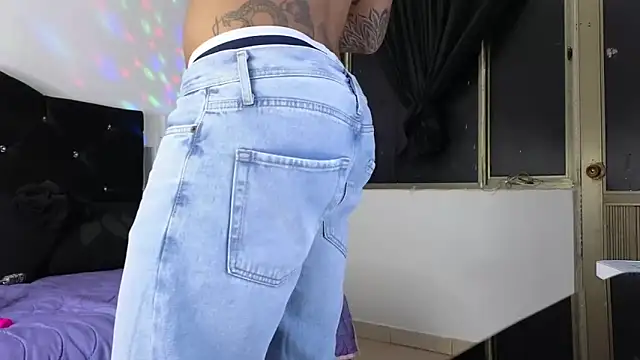 Snapshot of john_cartter1 chatting on 03/20/25, 11:05 john cartter1 online show from 03/20/25, 11:05