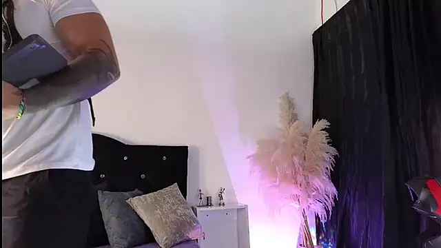 Snapshot of john_cartter1 chatting on 10/30/25, 11:11 john cartter1 online show from 10/30/25, 11:11