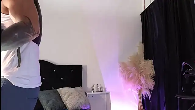 Snapshot of john_cartter1 chatting on 11/08/25, 11:10 john cartter1 online show from 11/08/25, 11:10