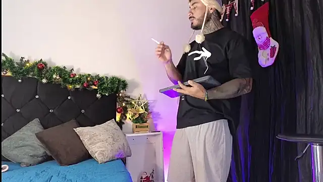 Snapshot of john_cartter1 chatting on 11/14/25, 11:09 john cartter1 online show from 11/14/25, 11:09