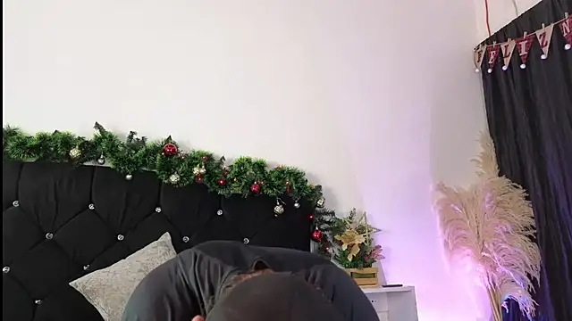 Snapshot of john_cartter1 chatting on 11/19/25, 11:10 john cartter1 online show from 11/19/25, 11:10