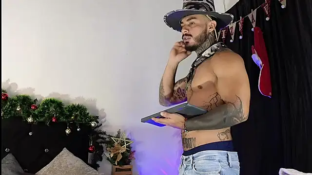 Snapshot of john_cartter1 chatting on 11/22/25, 11:20 john cartter1 online show from 11/22/25, 11:20