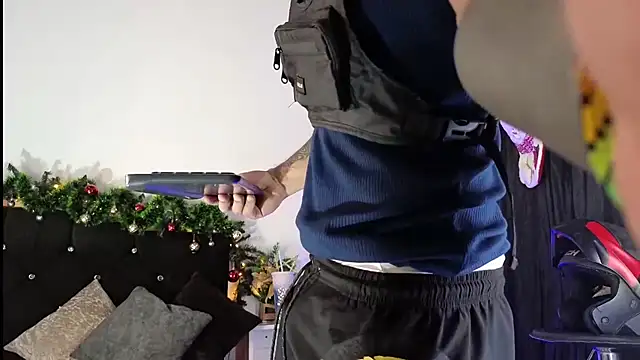 Snapshot of john_cartter1 chatting on 11/27/25, 11:12 john cartter1 online show from 11/27/25, 11:12