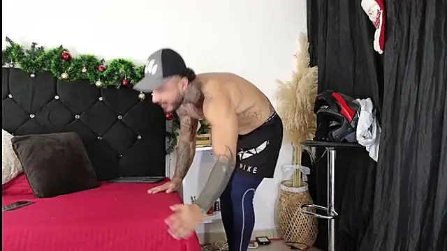 Snapshot of john_cartter1 chatting on 11/28/25, 11:02 john cartter1 online show from 11/28/25, 11:02