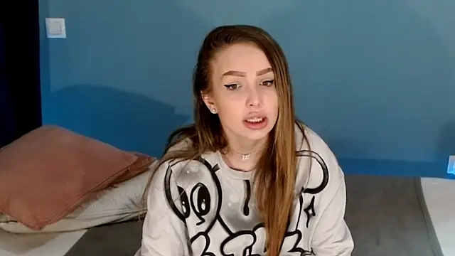 Snapshot of AnnaMaee chatting on 01/13/25, 11:38 AnnaMaee online show from 01/13/25, 11:38