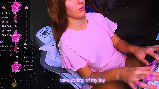 ReggieMeow online show from 01/26/25, 11:39