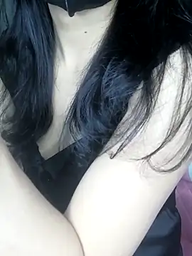 Snapshot of _Linez_ chatting on 03/14/25, 05:13  Linez  online show from 03/14/25, 05:13