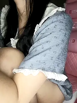 Snapshot of _Linez_ chatting on 03/20/25, 06:53  Linez  online show from 03/20/25, 06:53