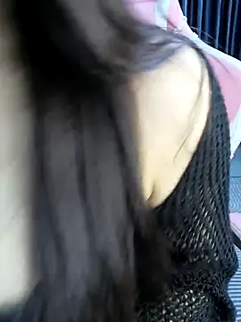 Snapshot of _Linez_ chatting on 09/21/25, 05:58  Linez  online show from 09/21/25, 05:58