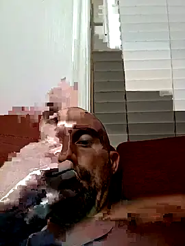 Snapshot of ryan100craige chatting on 06/14/26, 02:24 ryan100craige online show from 06/14/26, 02:24