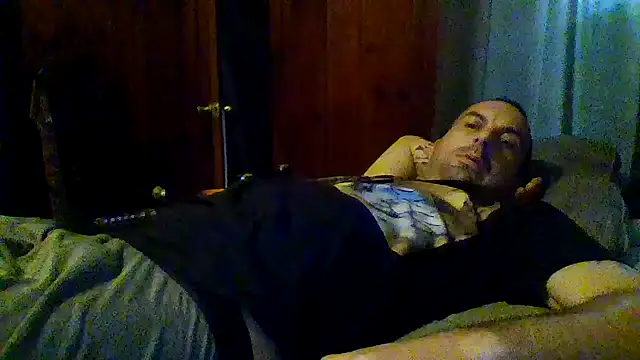 Snapshot of ryan100craige chatting on 07/25/26, 04:37 ryan100craige online show from 07/25/26, 04:37