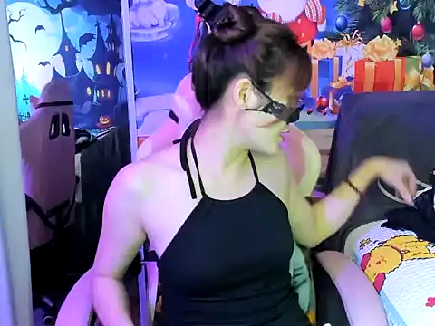 Sugar lipsz online show from 01/06/25, 04:15