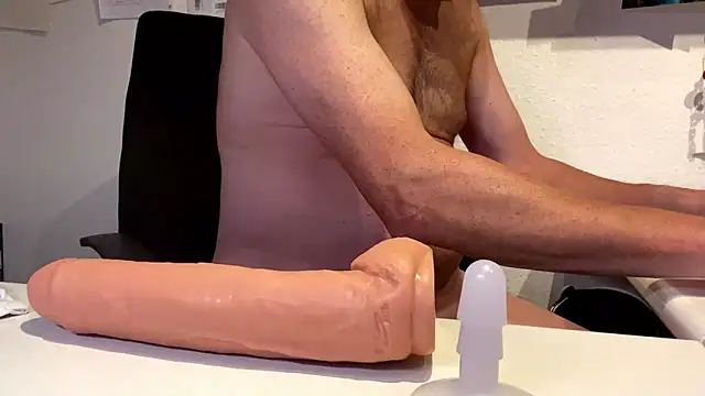 Snapshot of Geilerjung69 chatting on 11/03/25, 09:05 Geilerjung69 online show from 11/03/25, 09:05