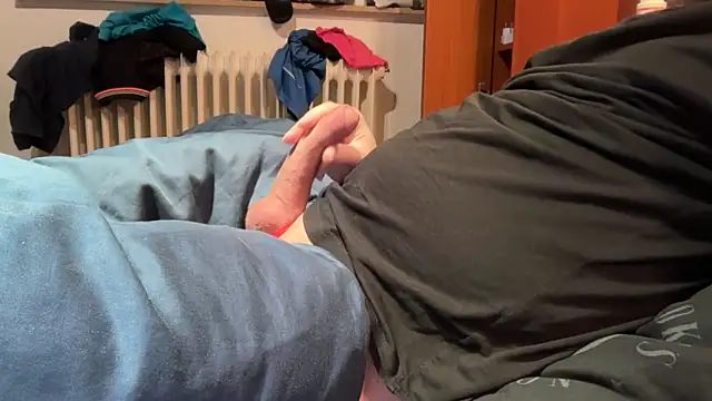 Snapshot of Geilerjung69 chatting on 01/19/26, 07:12 Geilerjung69 online show from 01/19/26, 07:12