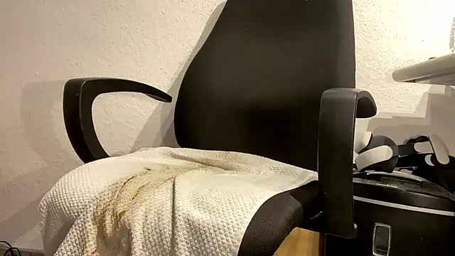 Snapshot of Geilerjung69 chatting on 02/11/26, 04:34 Geilerjung69 online show from 02/11/26, 04:34