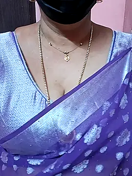 ananya956 online show from 11/02/25, 04:31