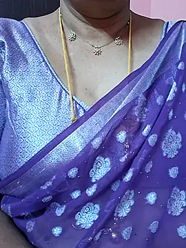 ananya956 online show from 06/25/26, 02:33