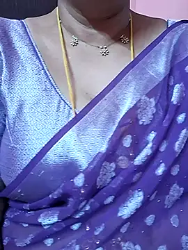 ananya956 online show from 06/25/26, 05:45