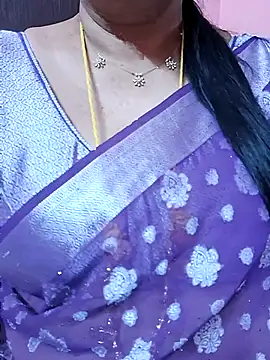 ananya956 online show from 06/25/26, 05:50